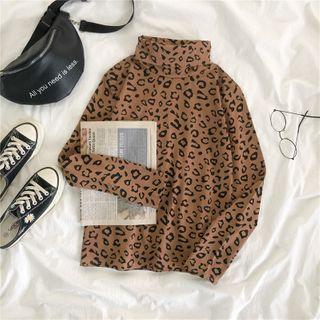 Long-sleeve Leopard Print Mock-neck T-shirt