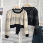 Plaid Round-neck Long-sleeve Knit Sweater