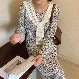Long-sleeve V-neck Floral Dress / Plain Cape