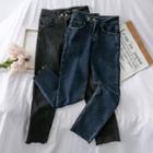 Frayed High-waist Skinny Jeans