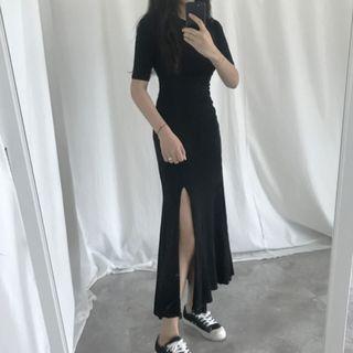 Side-slit Short-sleeve Midi A-line Dress