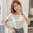 Asymmetric Neckline Shirred Short-sleeve T-shirt