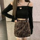 Cold-shoulder Cropped T-shirt / Lace Trim Leopard Print Mini A-line Skirt