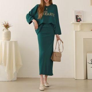 Set: Letter T-shirt + Maxi A-line Skirt