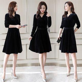 Plain Long-sleeve V-neck Midi A-line Dress