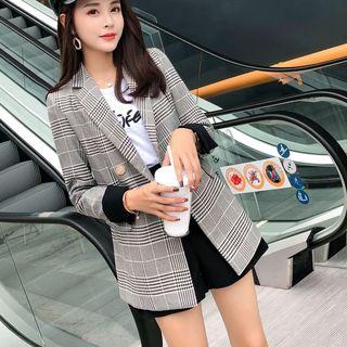 Double-breasted Plaid Blazer / Wide Leg Shorts / Cropped Dress Pants