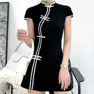 Contrast Trim Short-sleeve Mini Cheongsam