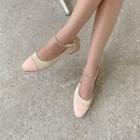 Toe-cap Chain-strap Flats