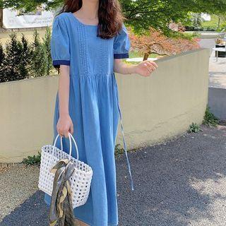 Short-sleeve Contrast Trim Denim Midi A-line Dress