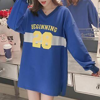 V-neck Lettering Long-sleeve Long T-shirt