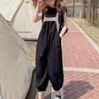 Cap-sleeve T-shirt / Paneled Cargo Jumper Pants / Set