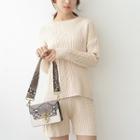 Set: Plain Long-sleeve Knit Top + Shorts