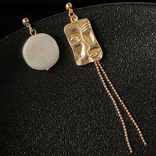 Disc Shell Alloy Fringed Asymmetrical Earring 1 Pair - A731 - Gold - One Size