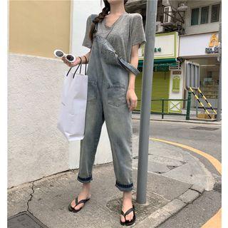 Plain Short-sleeve T-shirt / Loose-fit Denim Jumper Pants