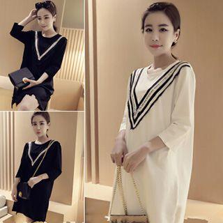 3/4-sleeve V-neck T-shirt Dress
