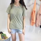 Cut-out Short-sleeve T-shirt