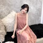 Sleeveless Lace Dress / Short-sleeve Lace Top