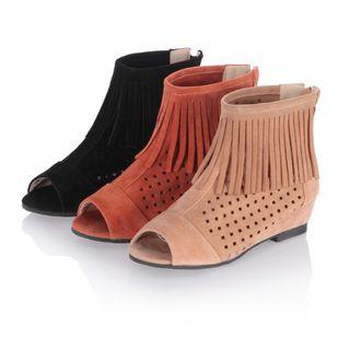 Fringed Perforated Sandals