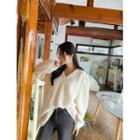 Plus Size V-neck Boucl  Pullover