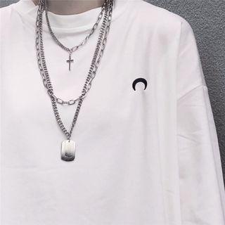 Moon Embroidered Elbow-sleeve T-shirt White - One Size