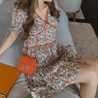 Flower Print Short-sleeve Mini Shift Dress