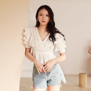 Shot-sleeve Ruffle Dotted Blouse