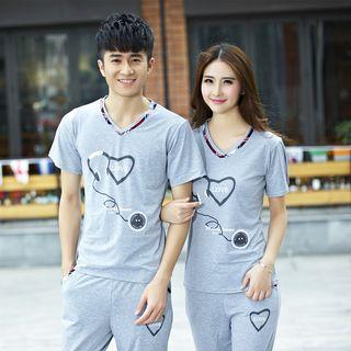 Set: Couple V-neck Printed T-shirt + Shorts