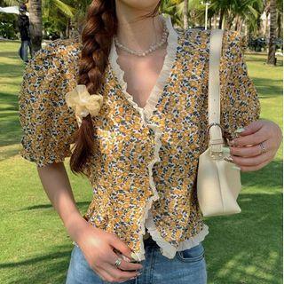 Puff-sleeve Floral Print Ruffle Trim Blouse