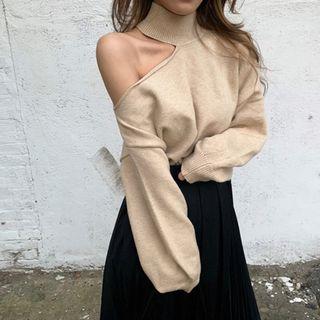 Asymmetric Shoulder Halter Knit Top