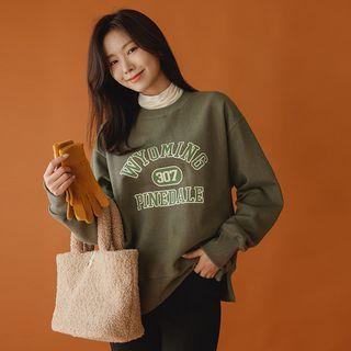 Letter Slit-side Pigment Sweatshirt