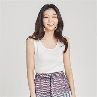U-neck Sleeveless Knit Top
