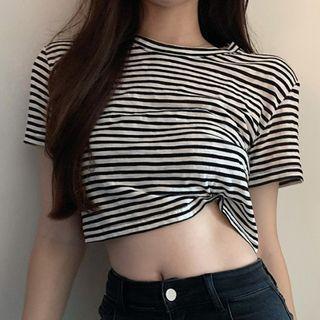 Short-sleeve Stripped Cropped T-shirt