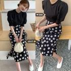 Short-sleeve Blouse / Floral Print Midi A-line Skirt