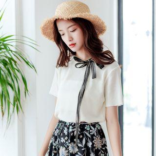 Short-sleeve Tie Neck Knit T-shirt