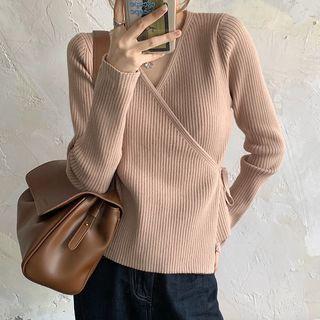 V-neck Tie-strap Knit Top