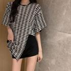 Short-sleeve Striped Side-slit T-shirt