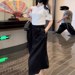 Elbow-sleeve Knit Top / Midi A-line Skirt / Set