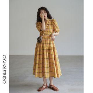 Plaid Short-sleeve Tie-back Midi A-line Dress
