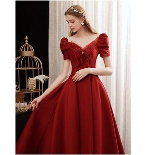 Short-sleeve Rhinestone Wedding Gown