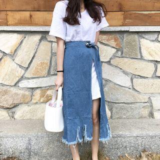 Set: Short-sleeve Long T-shirt + Ripped Denim Skirt