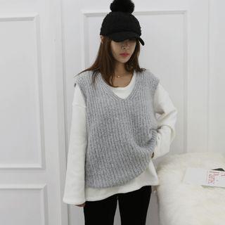 V-neck Dip-back Sweater Vest