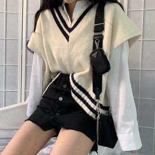 V-neck Contrast Trim Knit Vest / Long Sleeve Plain Shirt