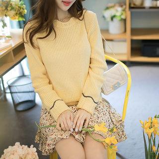 Scallop-edge Rib-knit Sweater