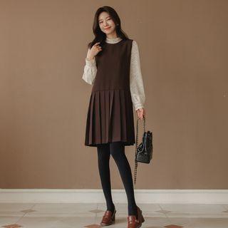 Sleeveless Round-neck Pleated Dress