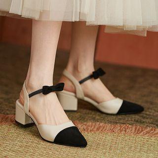 Pointed Bow Detail Block Heel Sandals