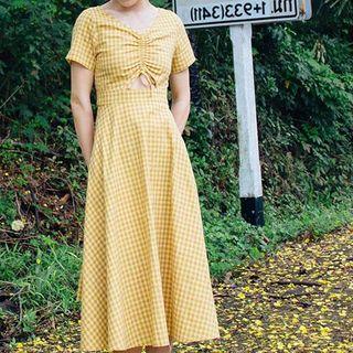 Short-sleeve Plaid Drawstring A-line Midi Skirt