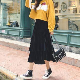 Striped Hoodie / Midi Tiered Skirt / Set