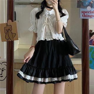 Short-sleeve Plain Blouse / Contrast Trim Mini Skirt