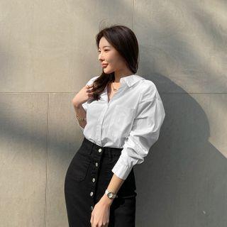 Chain-neck Plain Shirt