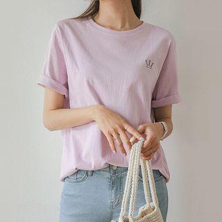 Set Of 2: Crown-embroidered T-shirt